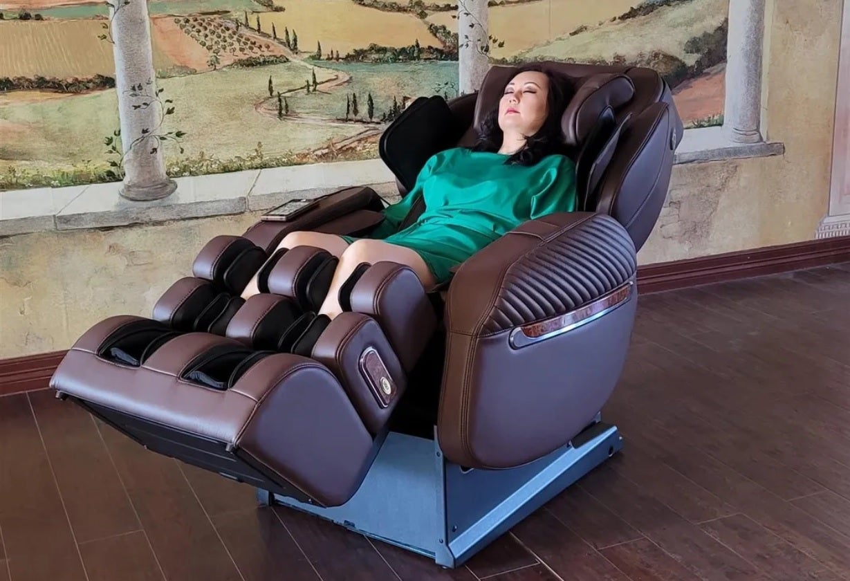 luraco i9 zero gravity massage chair